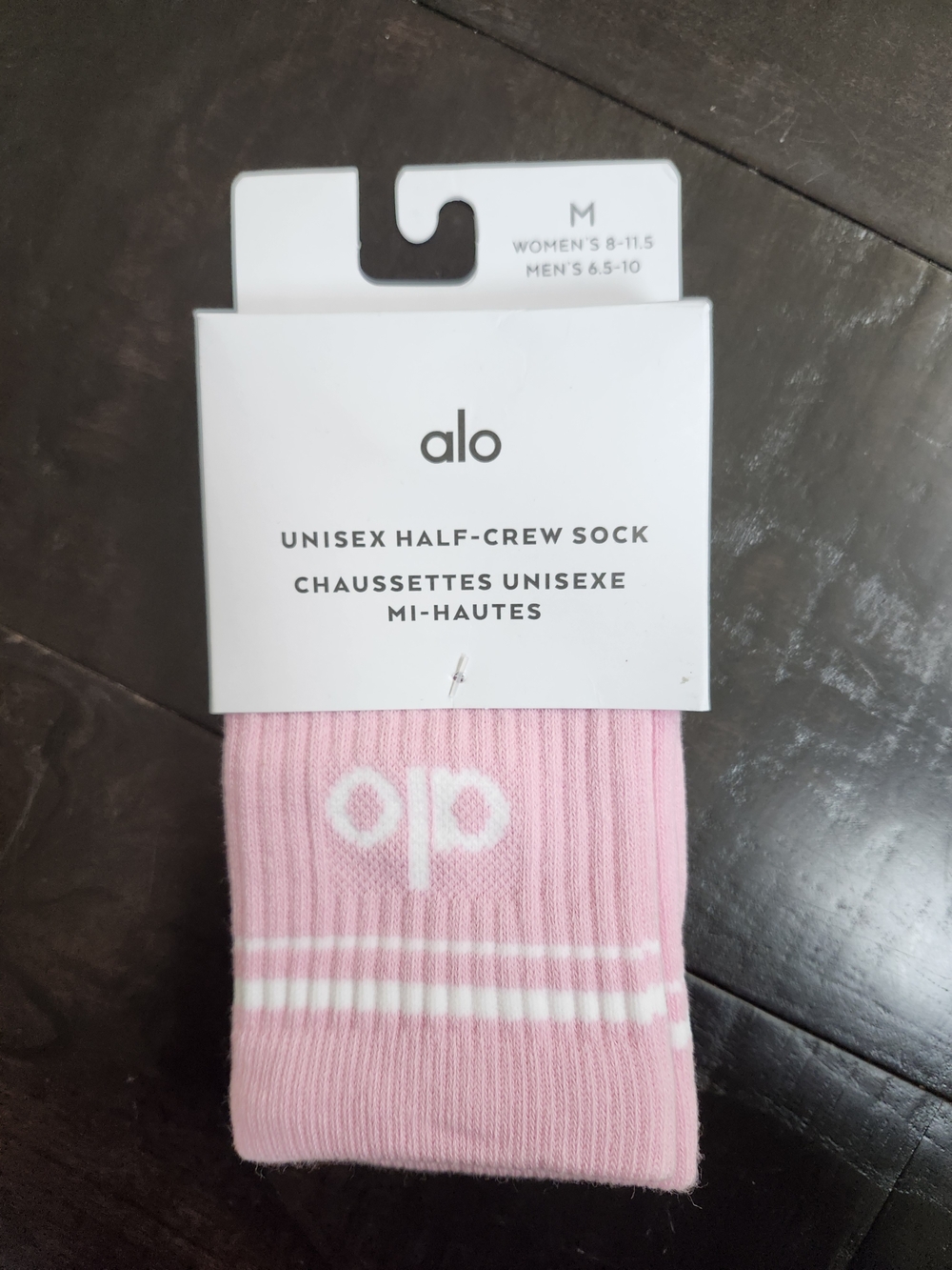 NWT Alo Yoga Unisex Half Crew Socks Sweet Pink White Size M